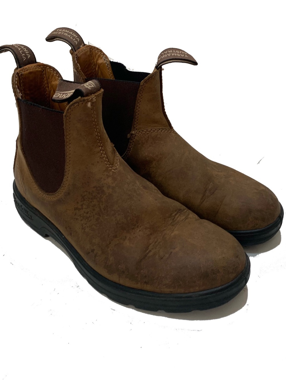 Blundstones boots